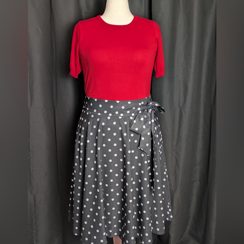 Women’s High Waist Pockets Black and White Polka Dot A-Line Skirt